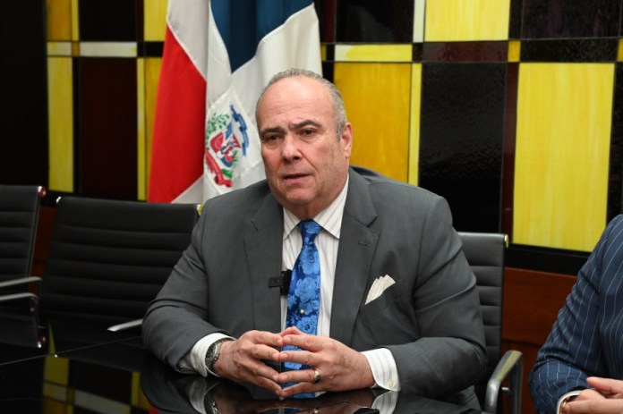 Mariotti califica de inconstitucional reducir los fondos a partidos políticos