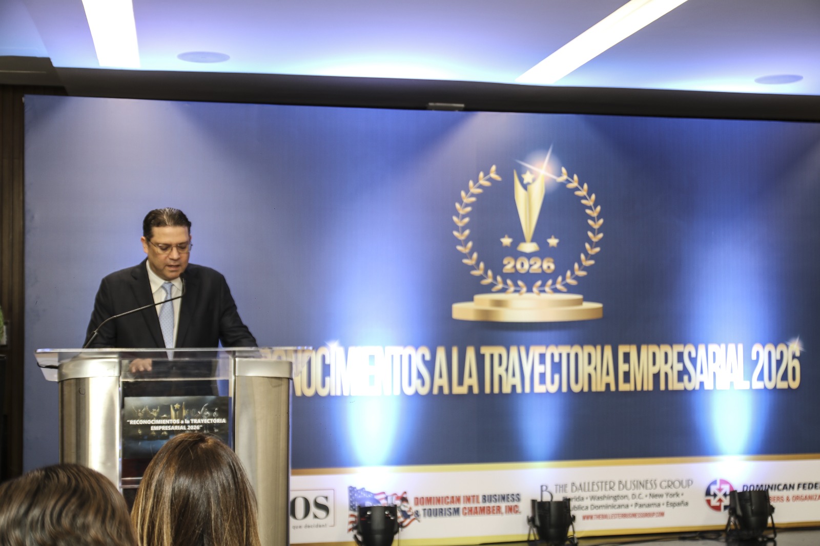 Ministro Sanz Lovatón fue orador del Almuerzo Reconocimientos Trayectoria Empresarial Santo Domingo 2026